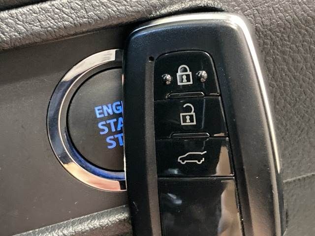 TOYOTA LANDCRUISER PRADO 2022