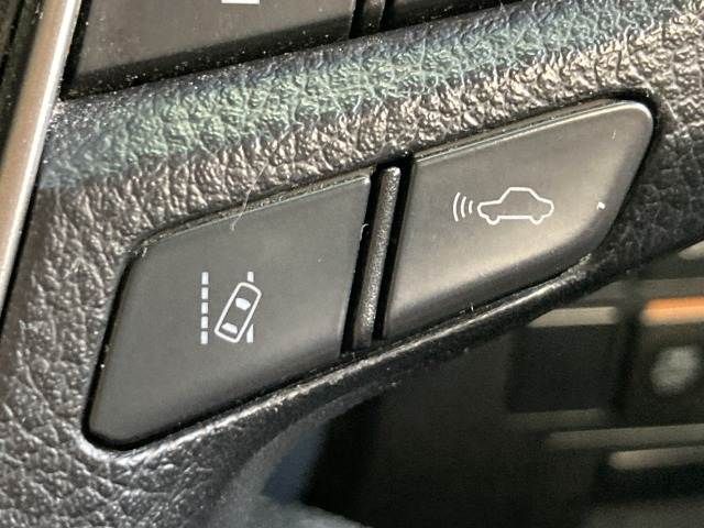 TOYOTA ALPHARD hybrid 4WD 2018