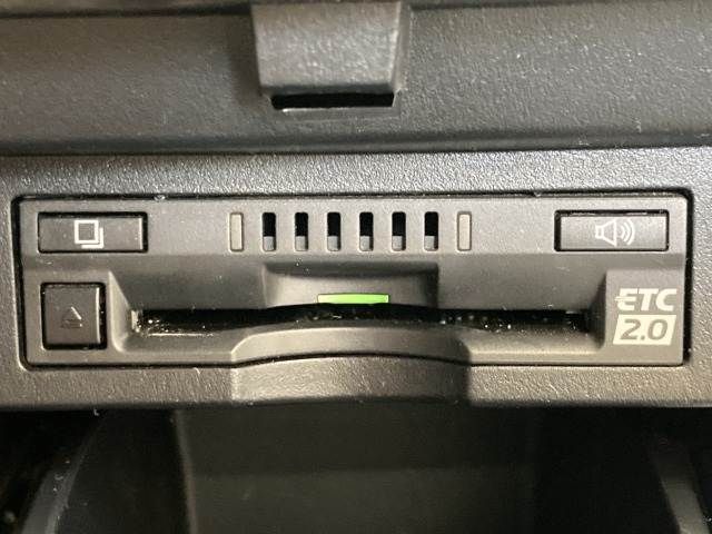 TOYOTA ALPHARD hybrid 4WD 2018