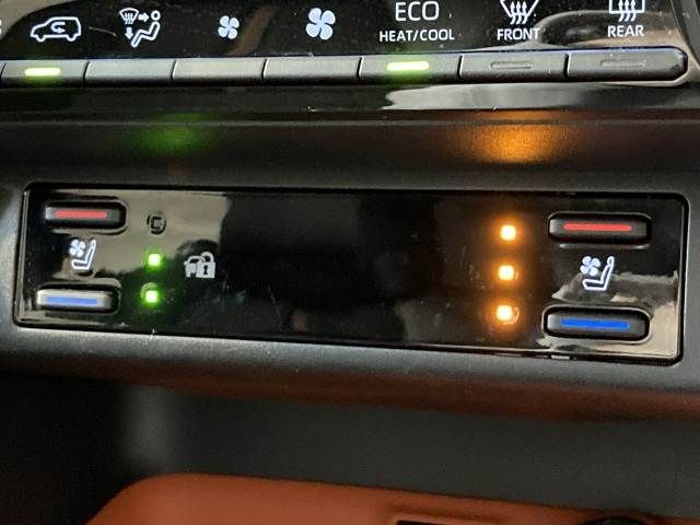 TOYOTA RAV4 4WD 2023