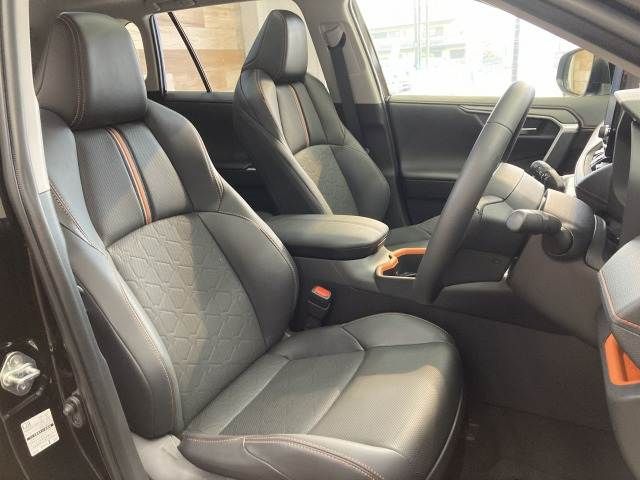 TOYOTA RAV4 4WD 2023