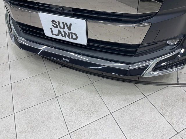 TOYOTA NOAH HYBRID 2023