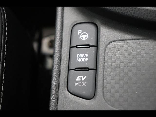 TOYOTA YARIS CROSS HYBRID 2024