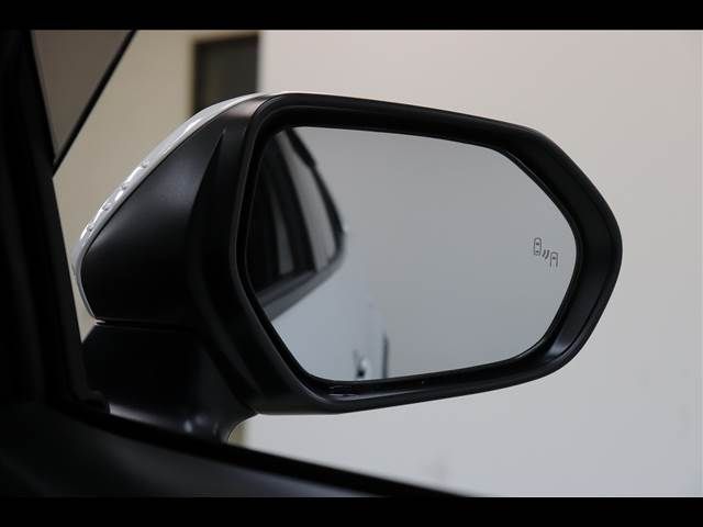 TOYOTA YARIS CROSS HYBRID 2024