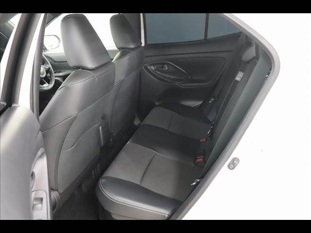 TOYOTA YARIS CROSS HYBRID 2024