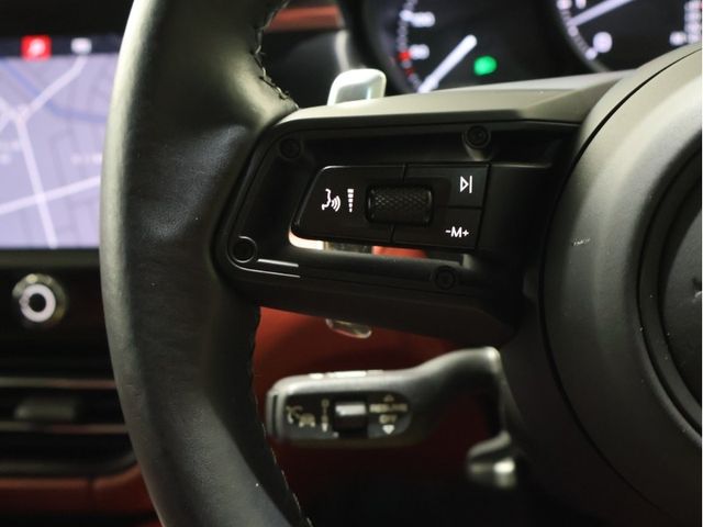 PORSCHE PORSCHE Macan 2023