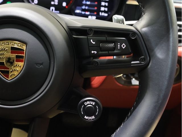 PORSCHE PORSCHE Macan 2023