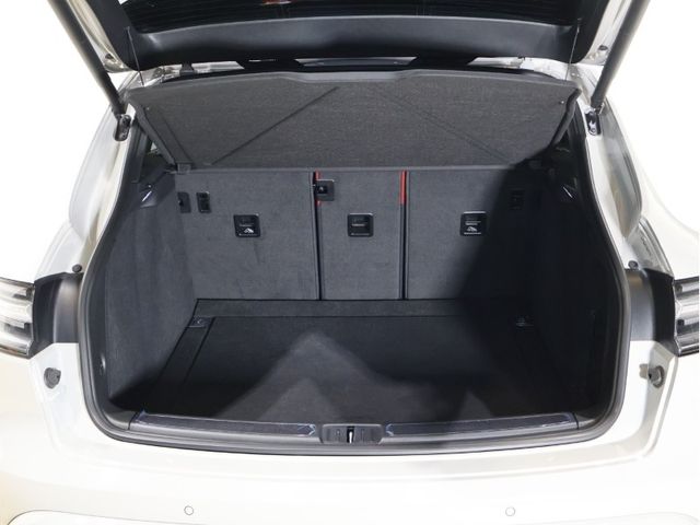 PORSCHE PORSCHE Macan 2023