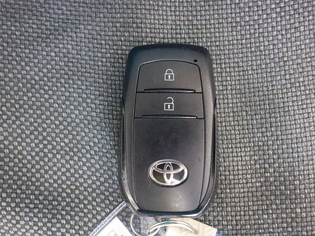 TOYOTA YARIS CROSS 2020