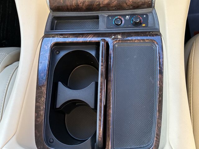 TOYOTA ALPHARD hybrid 4WD 2020