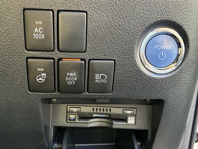 TOYOTA ALPHARD hybrid 4WD 2020