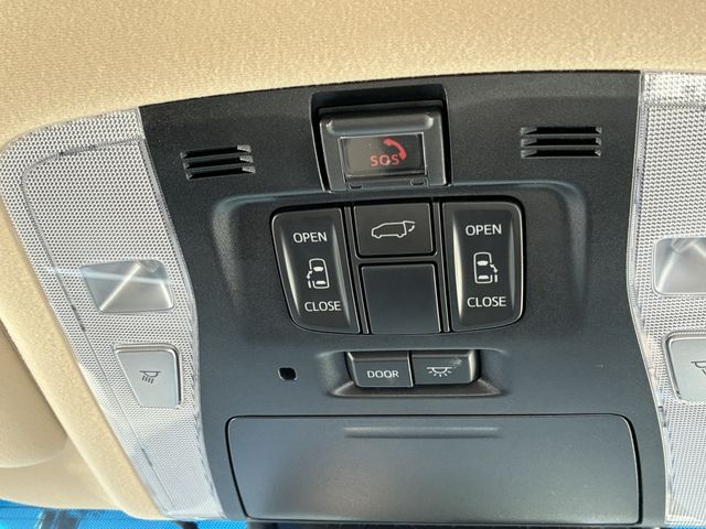 TOYOTA ALPHARD hybrid 4WD 2020