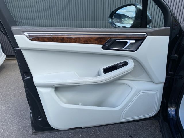 PORSCHE PORSCHE Macan 2019