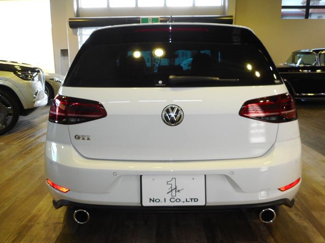 VOLKSWAGEN VOLKSWAGEN GOLF GTI 2017