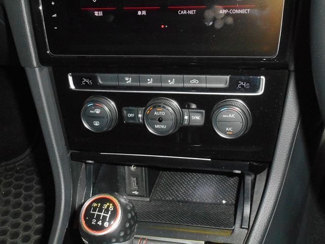 VOLKSWAGEN VOLKSWAGEN GOLF GTI 2017