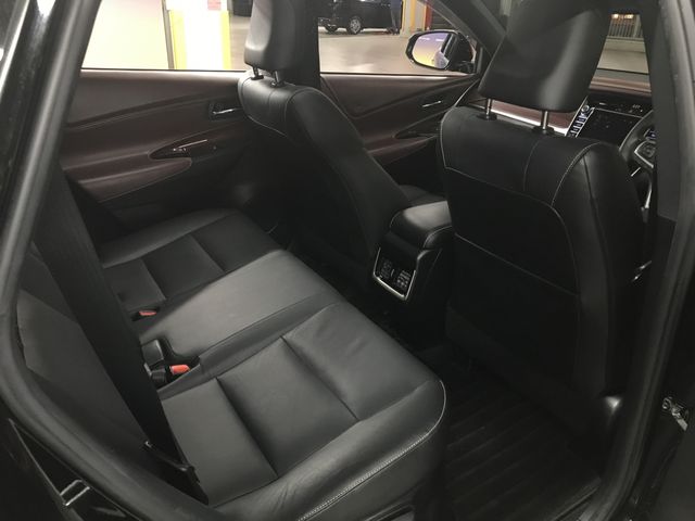 TOYOTA HARRIER HYBRID 2017