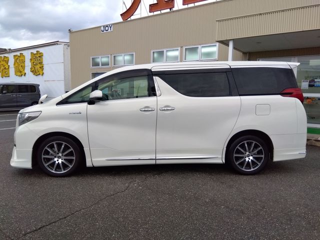 TOYOTA ALPHARD hybrid 4WD 2015