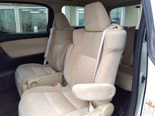 TOYOTA ALPHARD hybrid 4WD 2015