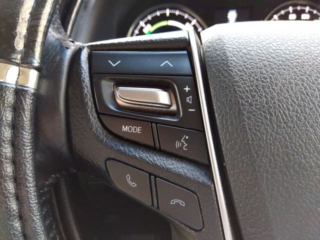 TOYOTA ALPHARD hybrid 4WD 2015