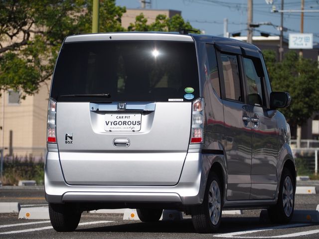 HONDA N BOX 2017