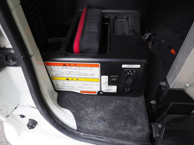 NISSAN NV200 VANETTE van 2018