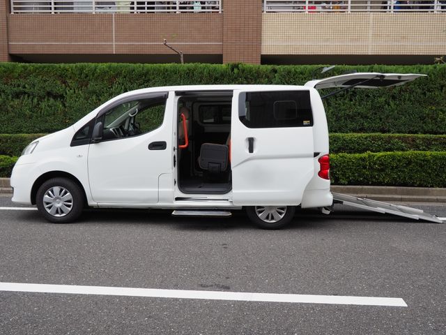NISSAN NV200 VANETTE van 2018