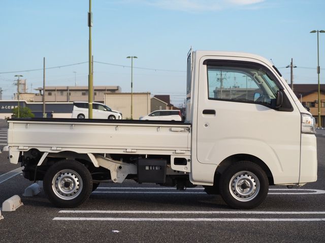 DAIHATSU HIJET truck 2016