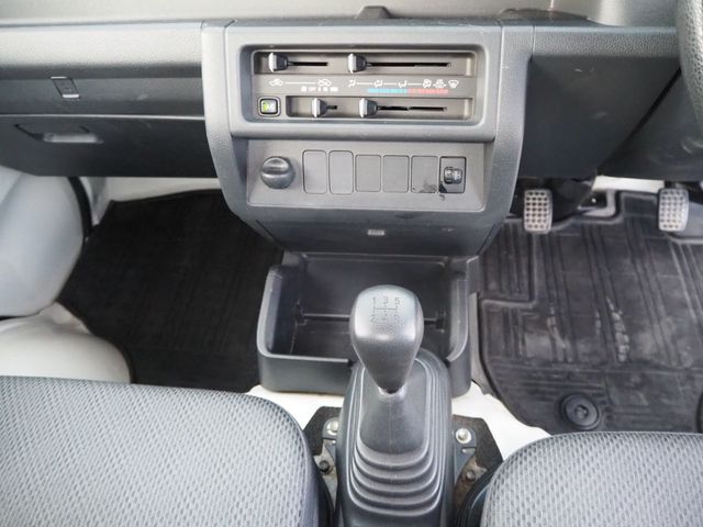 DAIHATSU HIJET truck 2016