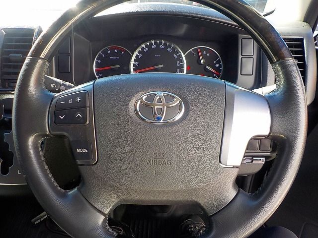 TOYOTA REGIUSACE van 4WD 2016