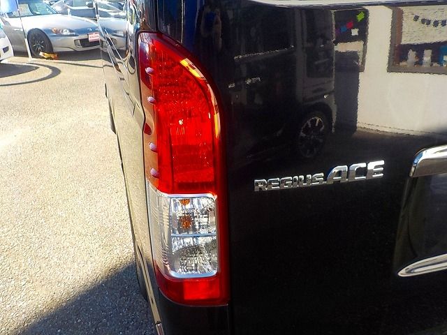 TOYOTA REGIUSACE van 4WD 2016