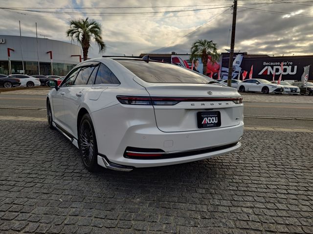 TOYOTA CROWN sedan hybrid 2024