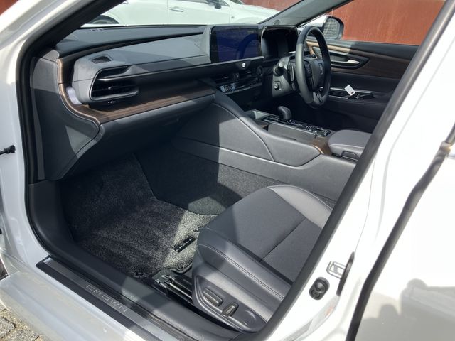 TOYOTA CROWN sedan hybrid 2024