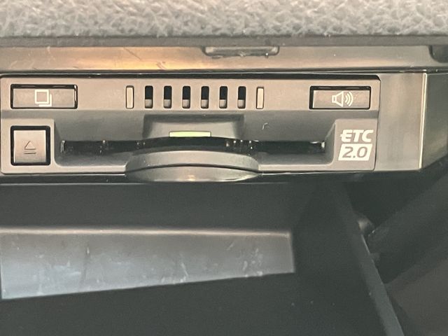 TOYOTA CAMRY HYBRID 2018