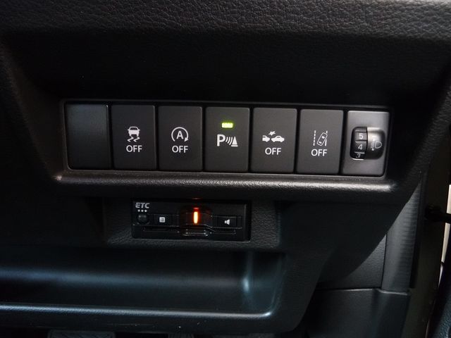 SUZUKI XBEE 4WD 2024