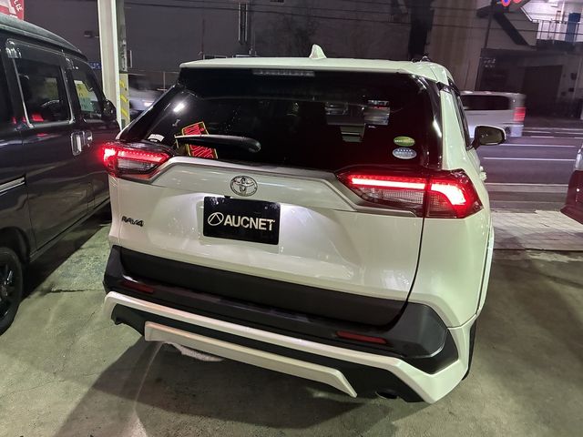 TOYOTA RAV4 4WD 2019