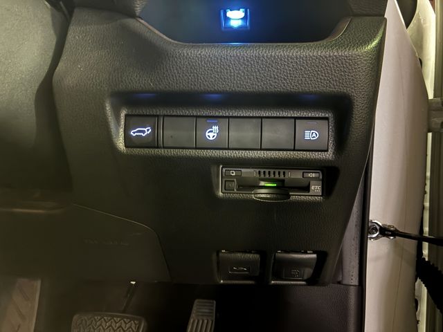 TOYOTA RAV4 4WD 2019