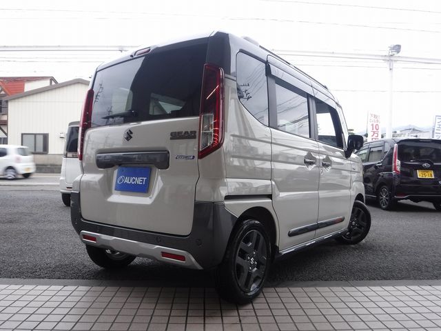 SUZUKI Spacia GEAR 2025