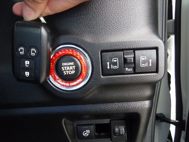 SUZUKI Spacia GEAR 2025