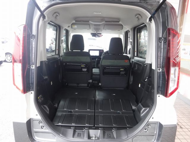 SUZUKI Spacia GEAR 2025