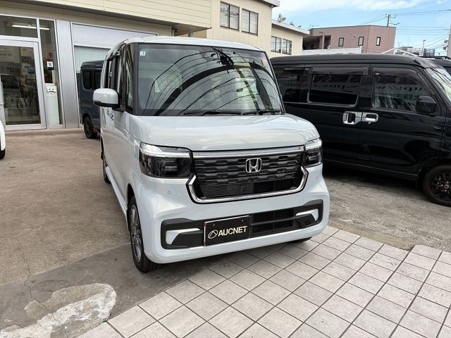 HONDA N BOX CUSTOM 4WD 2025