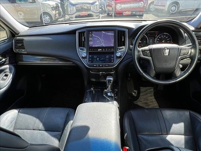 TOYOTA CROWN sedan hybrid 2014