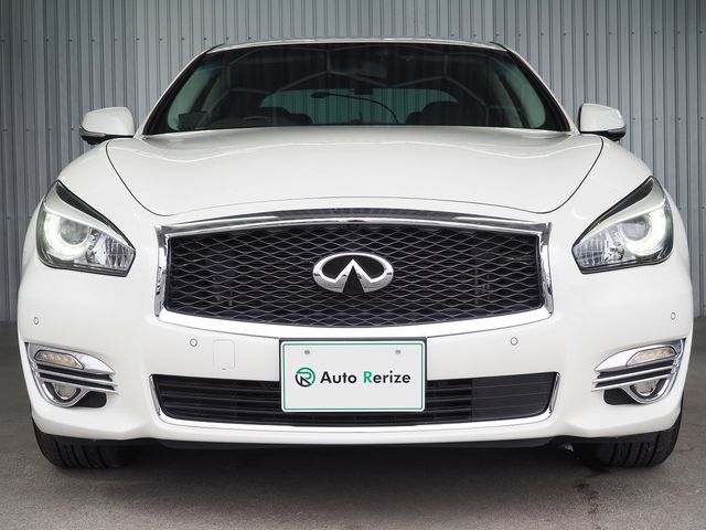 NISSAN FUGA HYBRID 2016