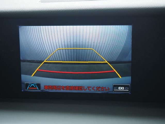 TOYOTA LEXUS IS300h 2014