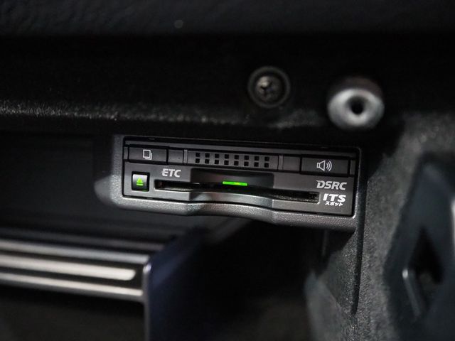 TOYOTA LEXUS IS300h 2014