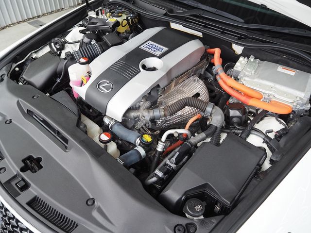 TOYOTA LEXUS IS300h 2014