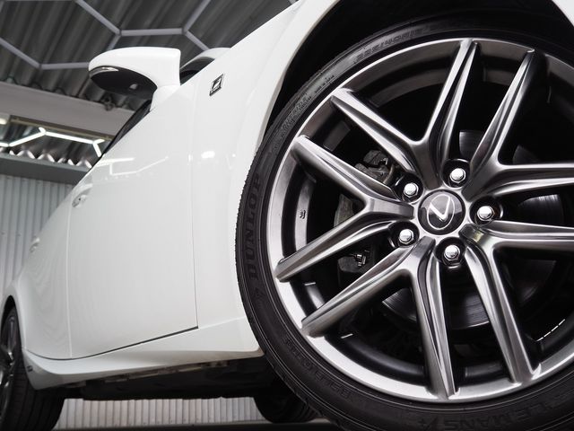 TOYOTA LEXUS IS300h 2014