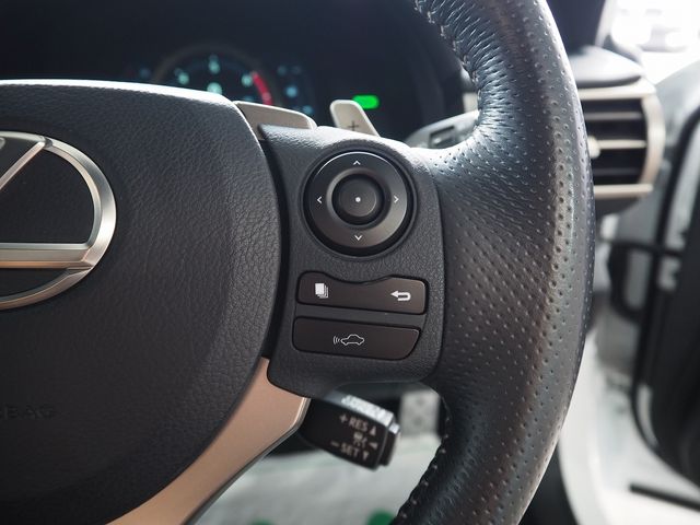 TOYOTA LEXUS IS300h 2014