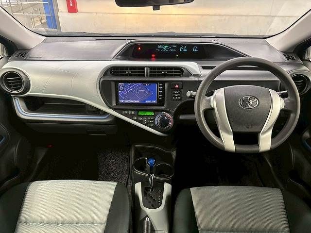 TOYOTA AQUA 2014