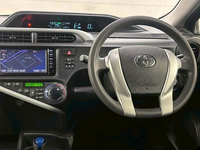 TOYOTA AQUA 2014
