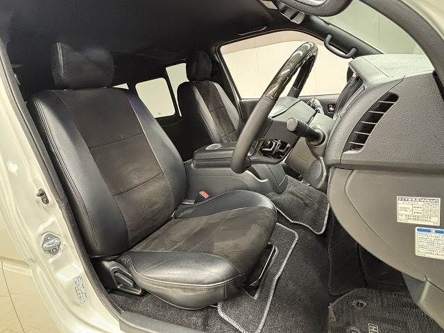 TOYOTA HIACE van 2WD 2019